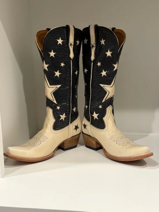 Freebird STARZZ Two-Tone Star Embossed Cowboy Boots - Black and Cream - Picture 5 of 7